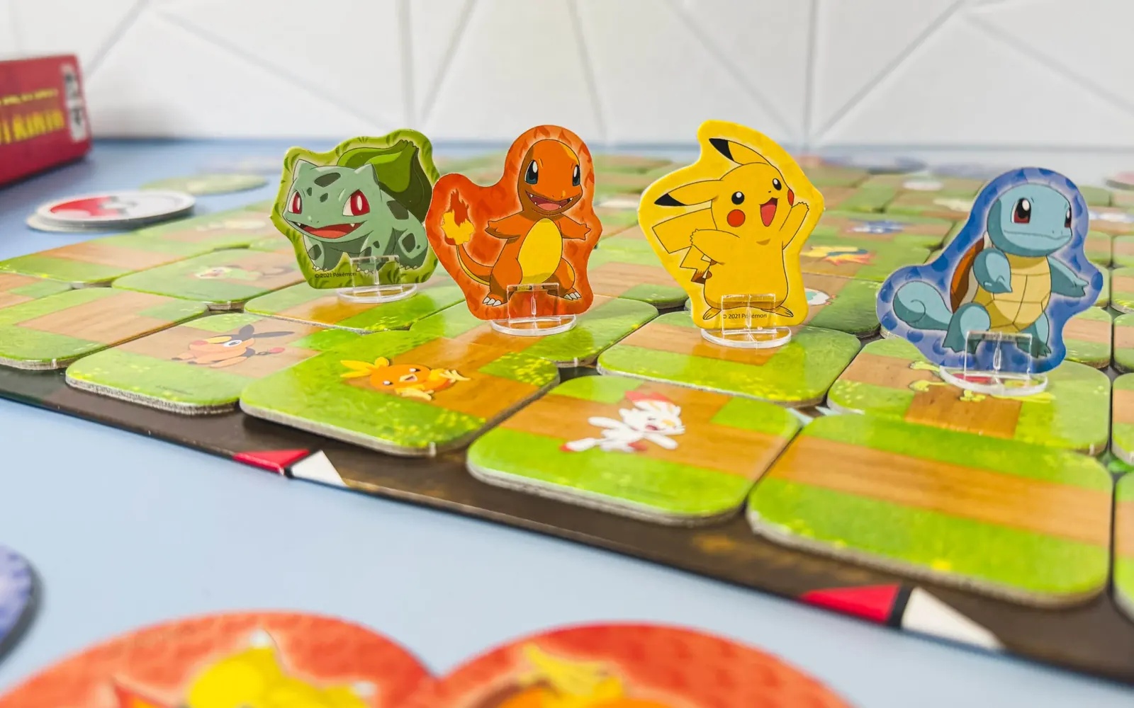 Labirynt Pokemon od Ravensburger, pionki na planszy